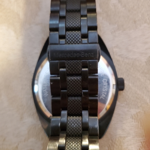 Men's Mercedes-Benz collection watch - Picture 4 of 4